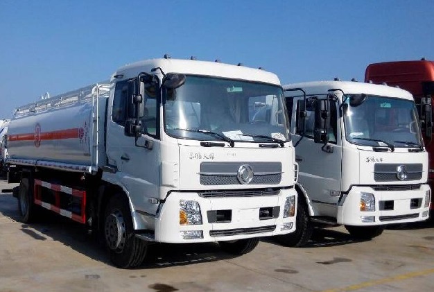 Camión Cisterna DONGFENG 10000Lts